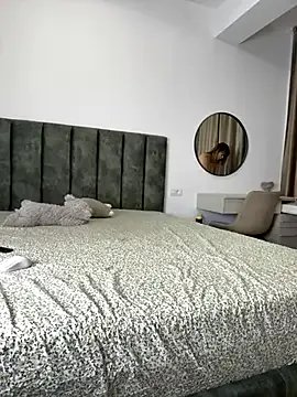 EllaSpark on StripChat 