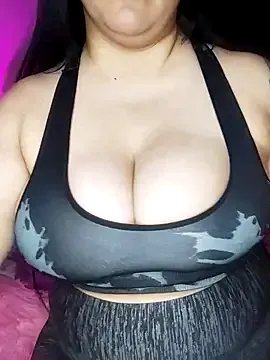 GoddessOfTheBigTits on StripChat 