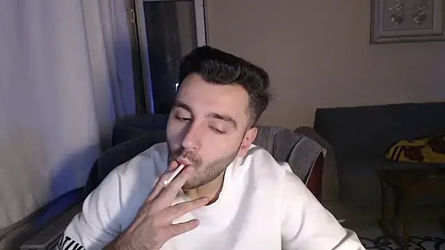 Freechat handsomeee04 on StripChat