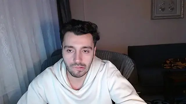 Freechat handsomeee04 on StripChat