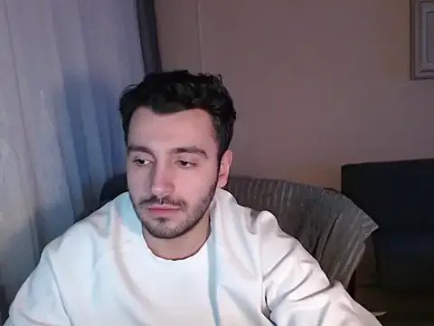 Freechat handsomeee04 on StripChat