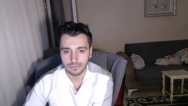 Freechat handsomeee04 on StripChat