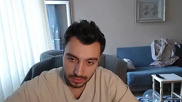 Freechat handsomeee04 on StripChat