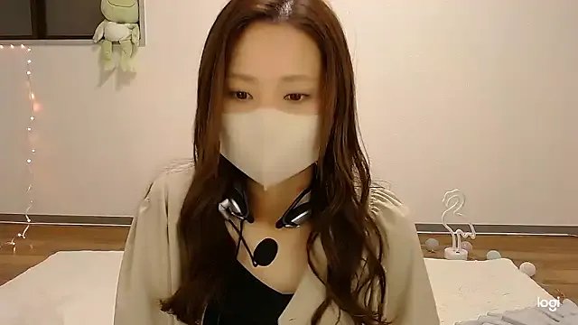 Freechat hinano_JP on StripChat