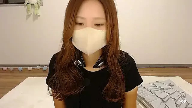 Freechat hinano_JP on StripChat