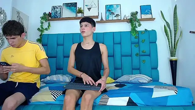 Freechat Hot_Boys_Latinos_X on StripChat