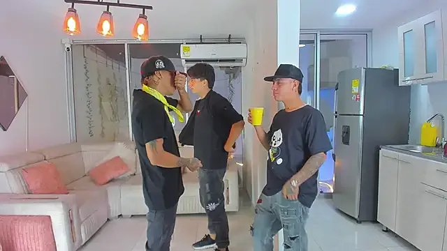 Freechat Houseofwarrios on StripChat