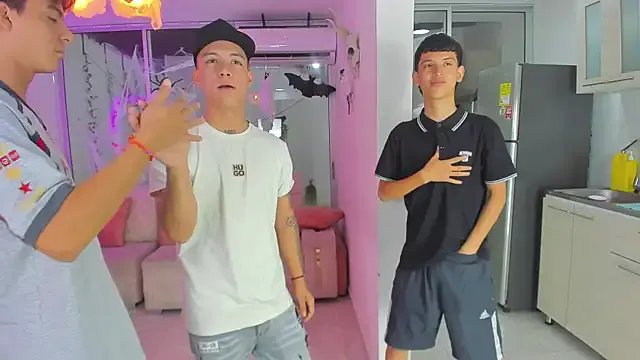 Freechat Houseofwarrios on StripChat