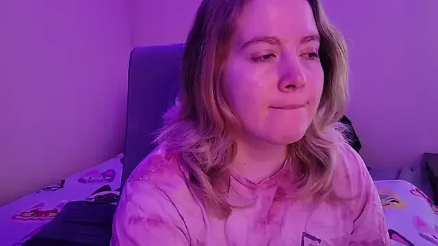 Freechat InternetFairy_XO on StripChat