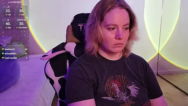 Freechat InternetFairy_XO on StripChat