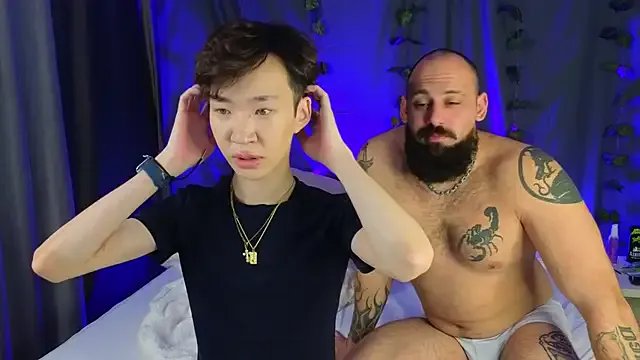 Freechat islendtakumi on StripChat