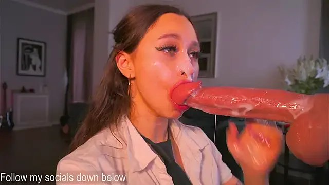 Freechat karolineneuer_ on StripChat