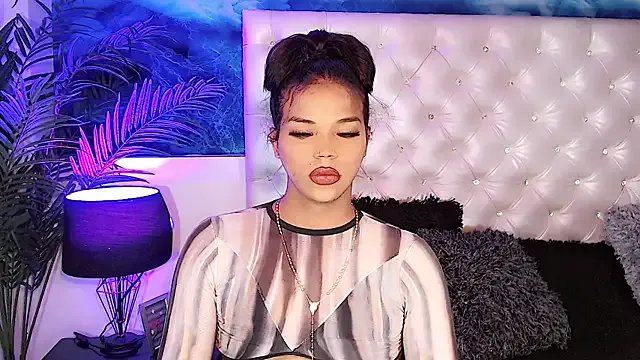 Freechat Keira_Fox31 on StripChat