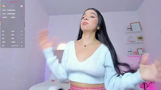 kim_dreams18 on StripChat