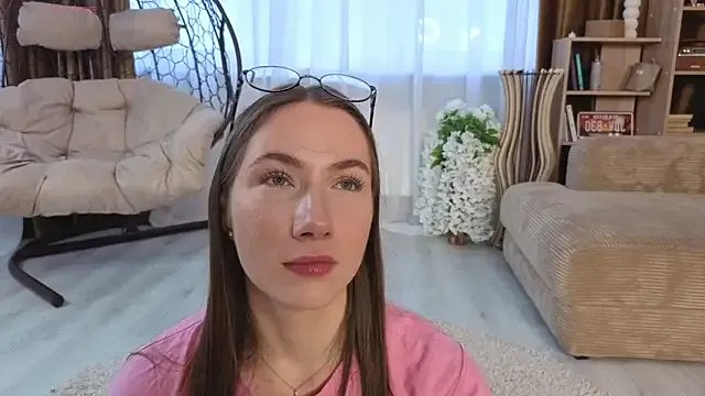 Freechat Kira_mindnes on StripChat