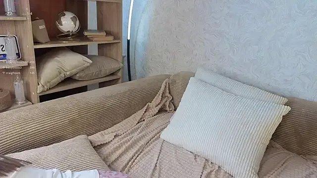 Freechat Kira_mindnes on StripChat