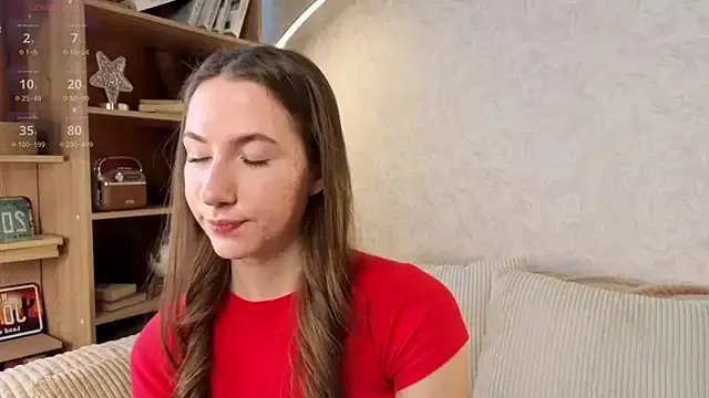 Freechat Kira_mindnes on StripChat