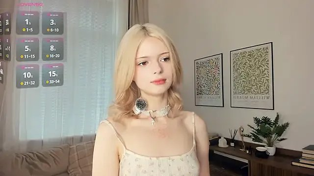 Freechat LaureMestler on StripChat