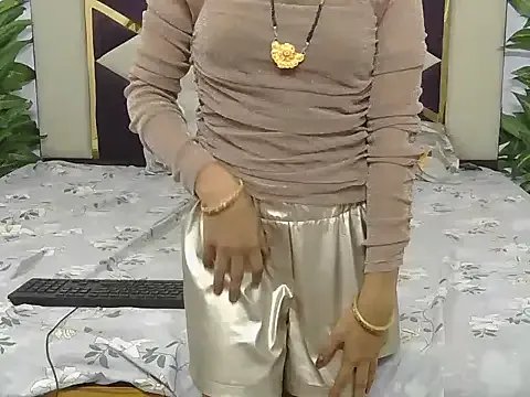 Freechat Lovelyy-couple on StripChat