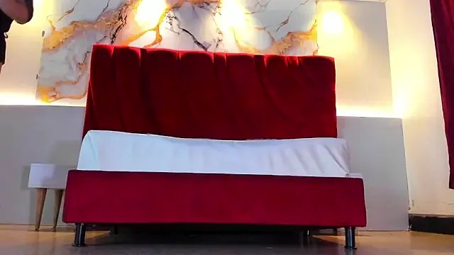 Freechat MAISE_HILL1 on StripChat