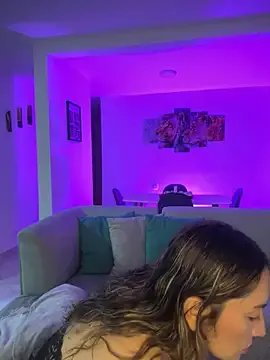 Freechat Mariana_gom on StripChat