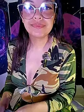 Freechat MiaStarts on StripChat