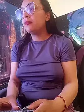 Freechat MiaStarts on StripChat