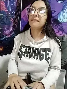 Freechat MiaStarts on StripChat