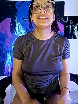 Freechat MiaStarts on StripChat