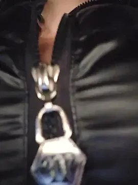 Freechat MILFBARBY on StripChat