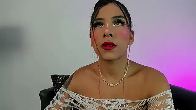 miss__allison on StripChat 