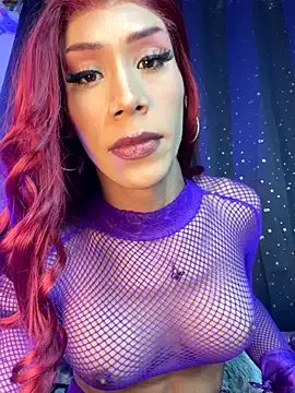 Freechat Naugth_channel_ts on StripChat