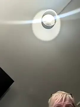 Freechat Playful_MILF_Demi on StripChat