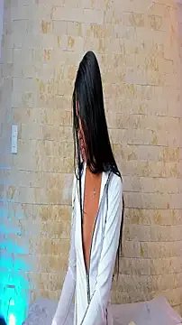 Freechat pocahontas_pow on StripChat