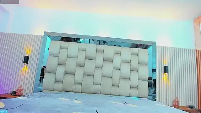 Freechat pocahontas_pow on StripChat