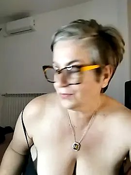 Freechat Pumabionda on StripChat