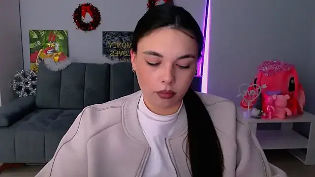 queenofthesense_ on StripChat 