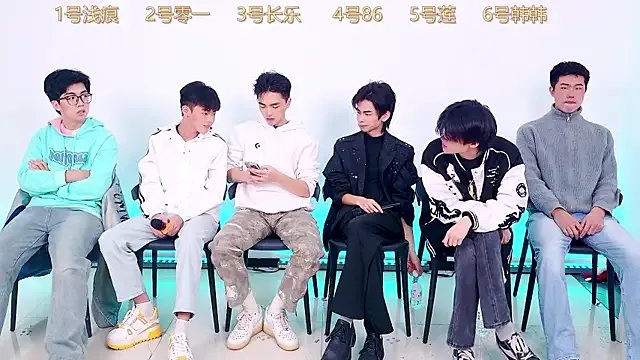 Freechat QYBOYS_003 on StripChat