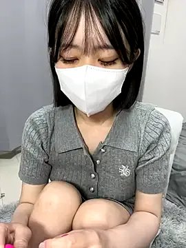 Freechat Ribon_n on StripChat