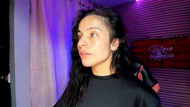 Freechat rosse_2504 on StripChat