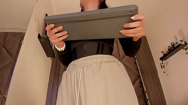 Freechat SabrinaSpell_ on StripChat