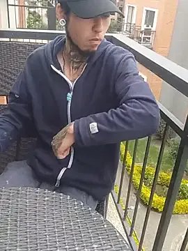 Freechat Tattoboy19cm on StripChat