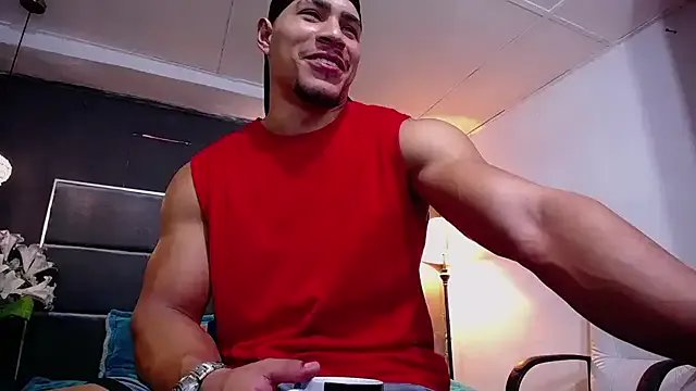 teddyfit19cm on StripChat 