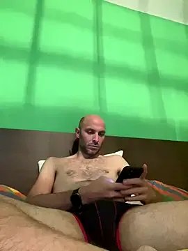 Freechat tubfunaske on StripChat