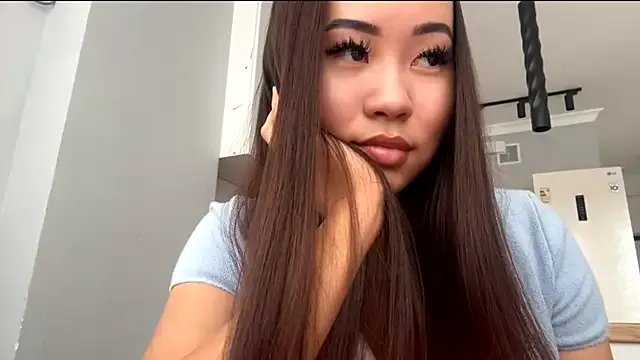 Freechat Ur_neighbor_Kira on StripChat