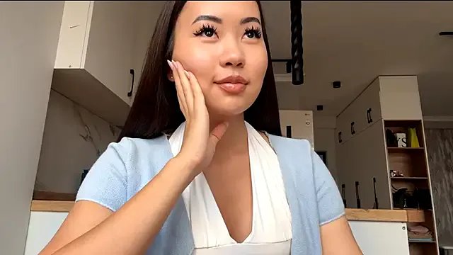 Freechat Ur_neighbor_Kira on StripChat