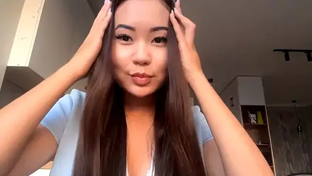 Freechat Ur_neighbor_Kira on StripChat