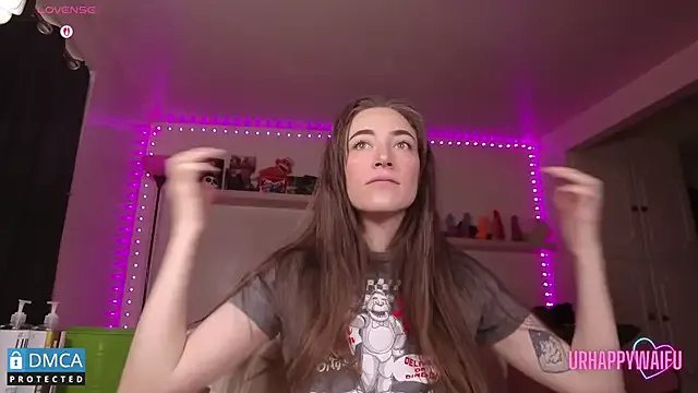 urhappywaifu on StripChat
