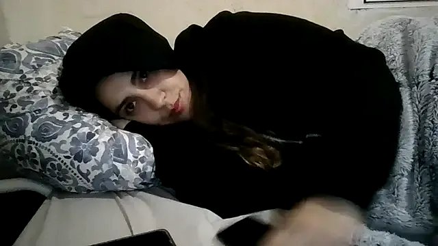 Ursumi1 on StripChat 