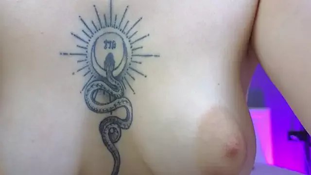 Freechat Your_Auggie on StripChat